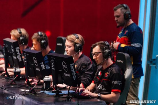 BLG发布人员变动公告：Easyhoon教练正式加入英雄联盟分部！